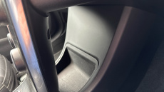 Volvo V40 T2 [122] R DESIGN Edition 5dr Petrol Hatchback